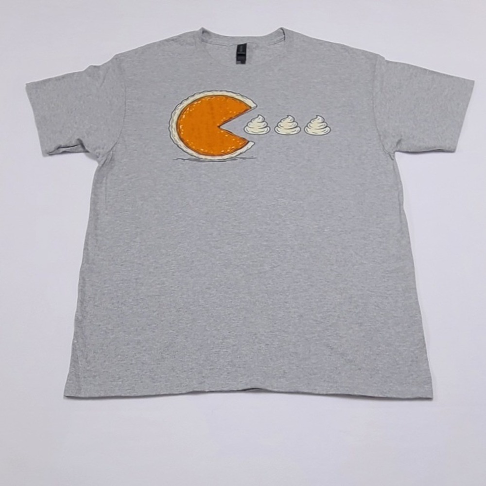 Gildan Mens Large Gray Pumpkin Pie Pac-Man Graphic Tee Short Sleeve T-Shirt